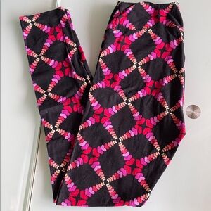 LuLaRoe os Black Leggings with Colorful Heart Pattern